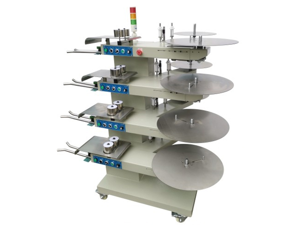 آلة الترجيع الطرفية ذات 4 مهاوي W44S