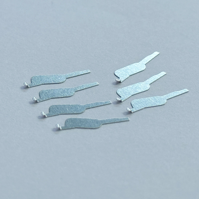 0.1 0.2 0.3 سمك النيكل النقي لبطارية الليثيوم 